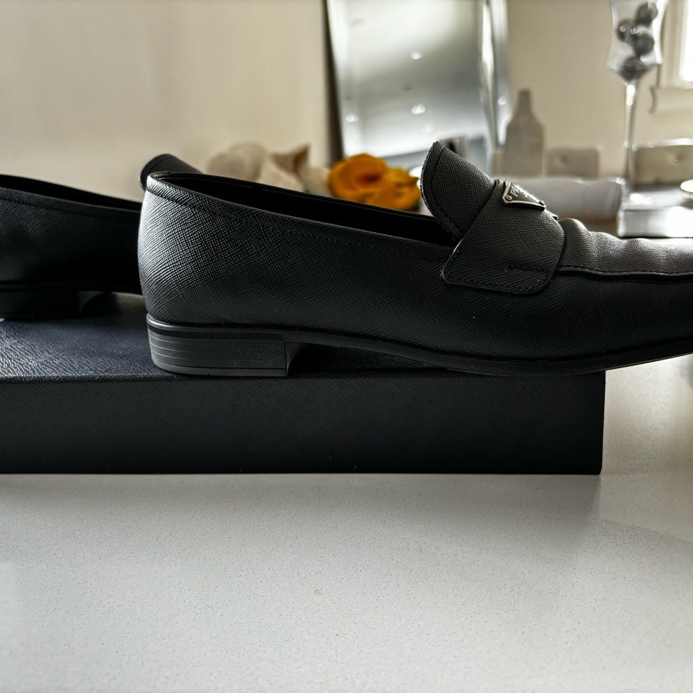 ‼️SOLD‼️
MENS PRADA saffiano leather loafers - Picture 8 of 11